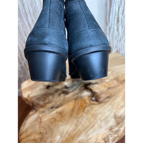 🚫SOLD🚫Ecco Wedge Booties Black - Women's EU 38- US 7.5-8 - Picture 10 of 11